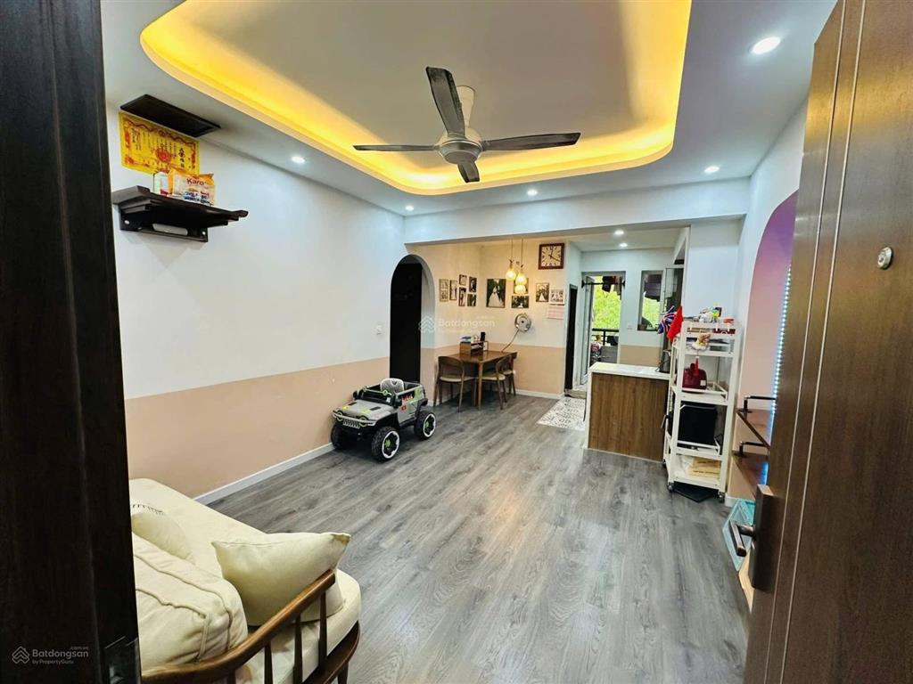 Chỉ 4,x tỷ sở hữu 67m ct2a văn quán ban công đông nam cực hiếm