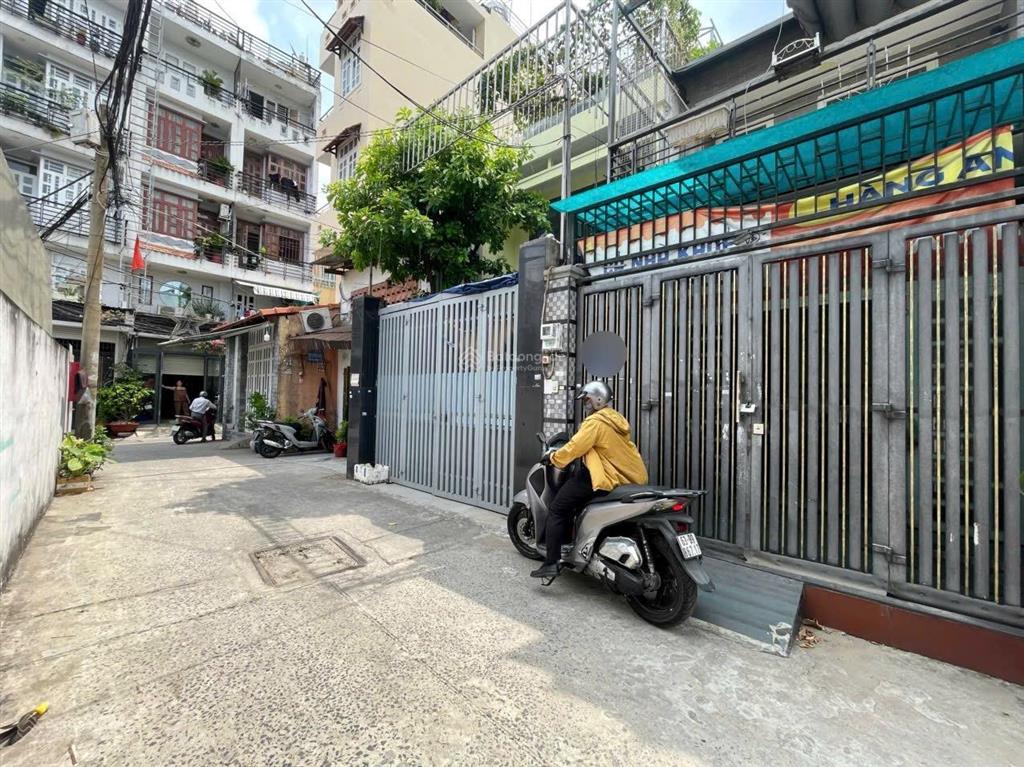 Bán nhà 2 tầng, 52m2, hẻm xe hơi, đường trường chinh, chỉ 5 tỷ nhẹ