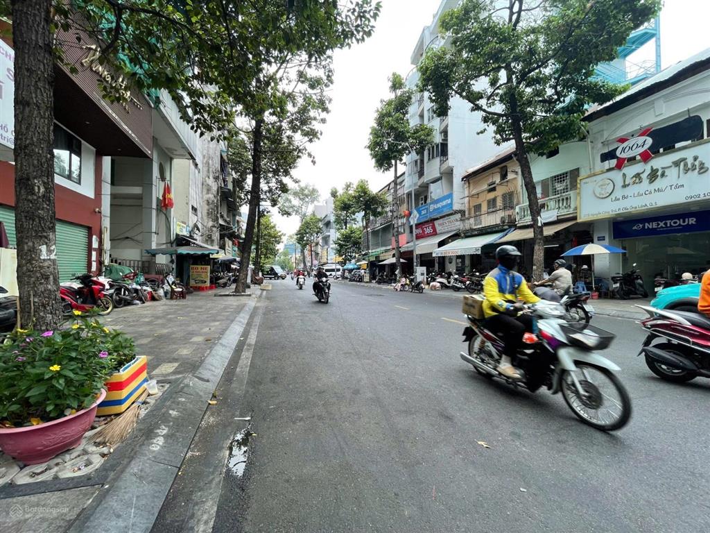 Đi úc bán nhà mặt tiền nguyễn công trứ, bến thành, quận 1 (8.6x20m).giá 135 tỷ tl. gpxd hầm,7 tầng
