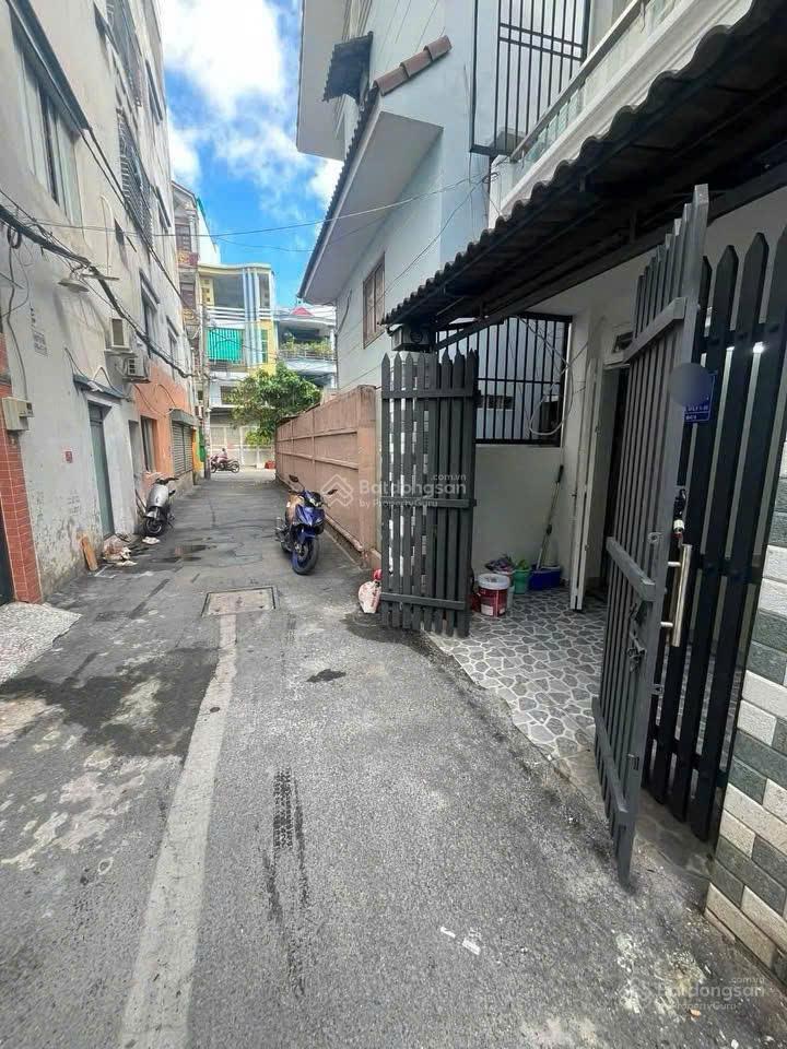 Ngân hàng phát mãi căn nhà đường bùi vân ba, tân thuận đông, q7 dt 3,5x12m (shr)