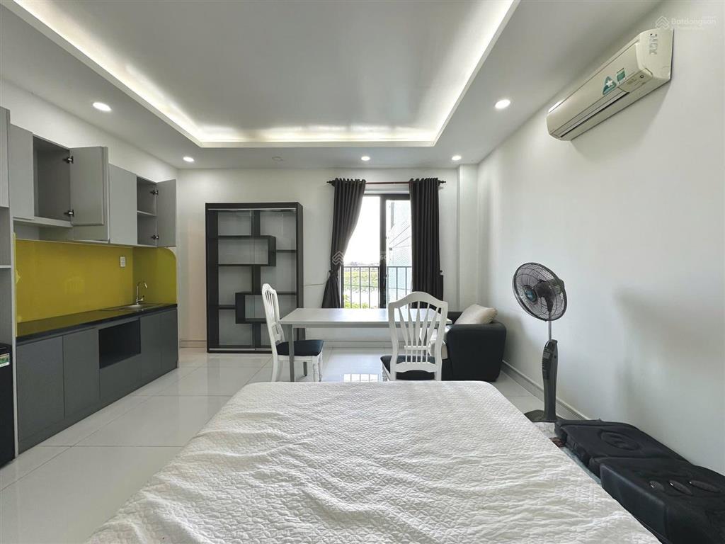 Sắp trống studio ban công  máy giặt riêng  ngay đảo kim cương