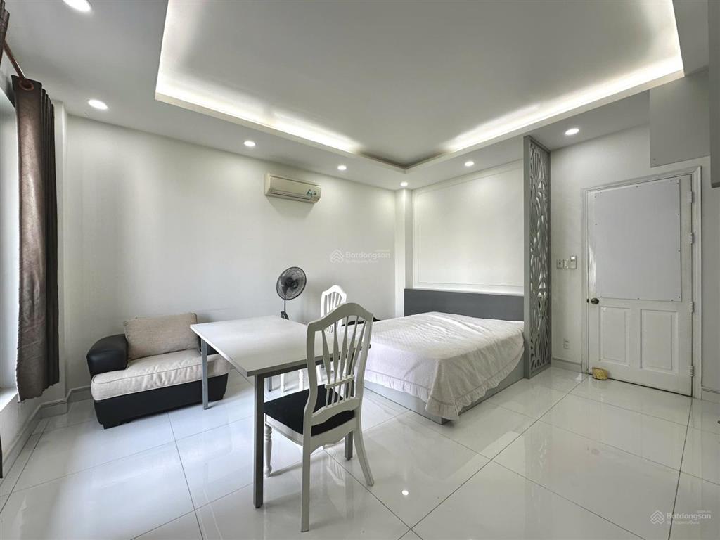 Sắp trống studio ban công  máy giặt riêng  ngay đảo kim cương