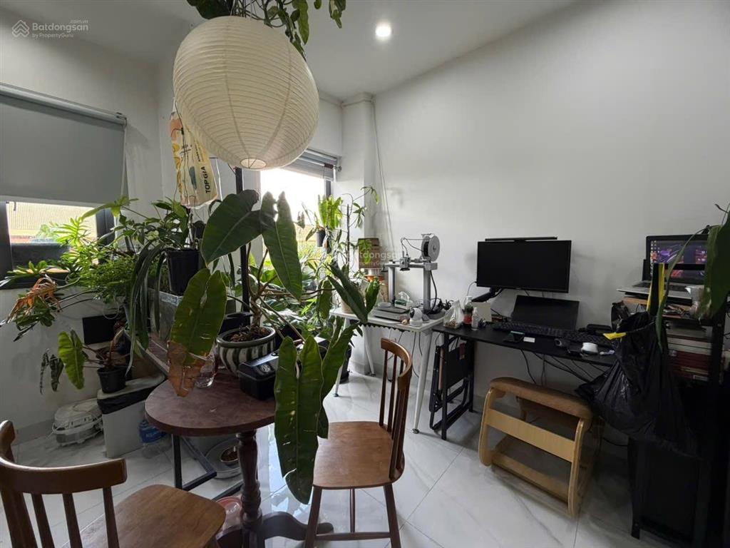 Trống sẵn studio ban công riêng  cho nuôi pet  ngay đảo kim cương