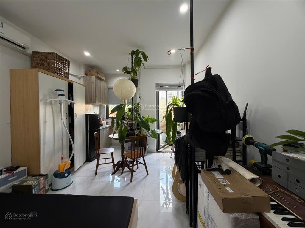 Trống sẵn studio ban công riêng  cho nuôi pet  ngay đảo kim cương