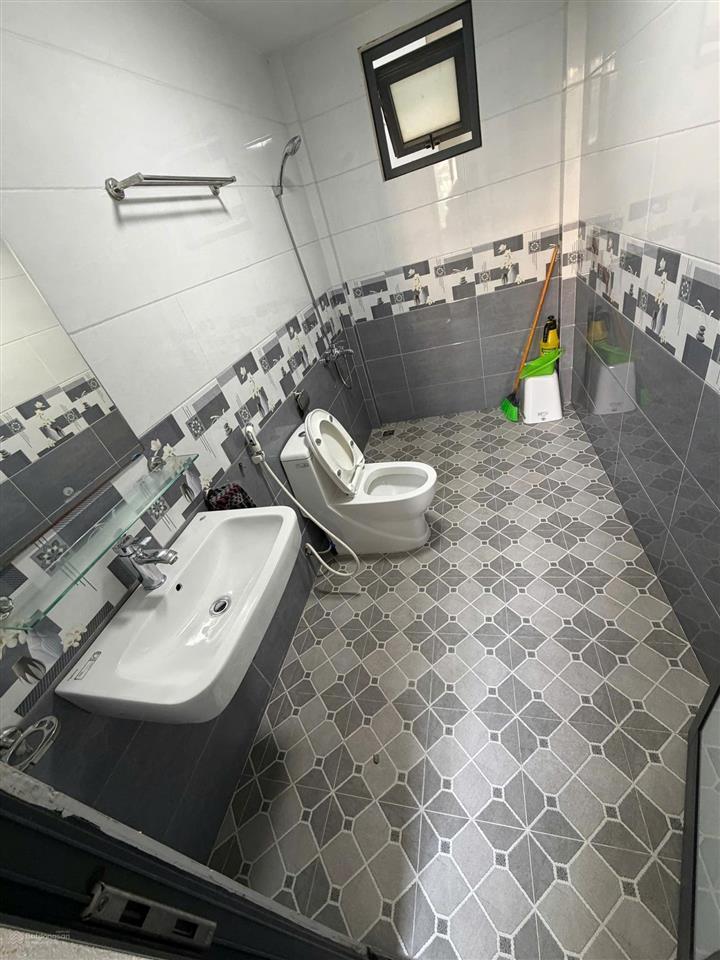Cho thuê văn phòng 100m2 tại 214 nguyễn xiển  hạ đình  thanh xuân