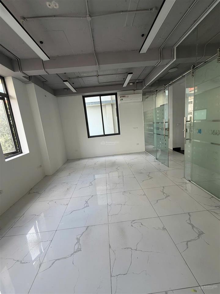 Cho thuê văn phòng 100m2 tại 214 nguyễn xiển  hạ đình  thanh xuân