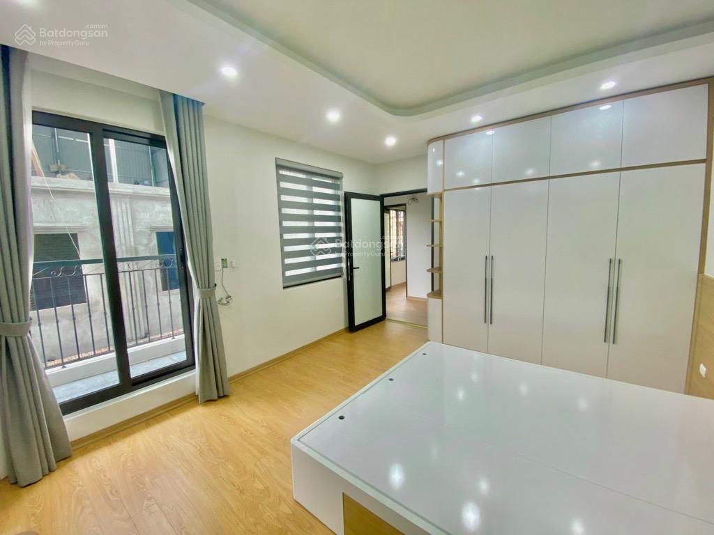 Bán nhà mai động, 55m2, 9.9 tỷ, 4 tầng, ô tô vào nhà, sổ đỏ chính chủ, đẹp, 2 mặt thoáng sáng