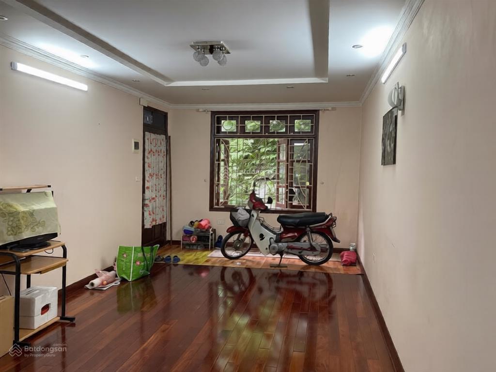 Cho thuê căn hộ 2pn, 1wc tại 97 vọng hà, 10 triệu, 100m2