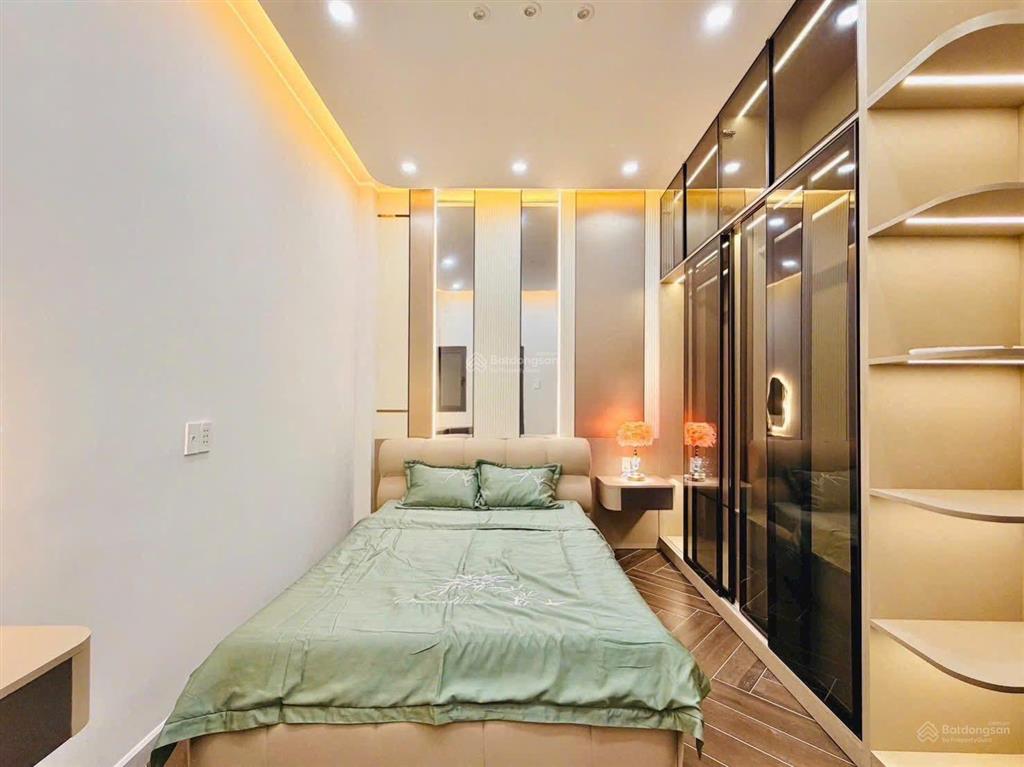 Giá chỉ 3 tỷ 150  nhà đẹp nguyễn thượng hiền cơ hội đầu tư dòng tiền 16tr/tháng . shr