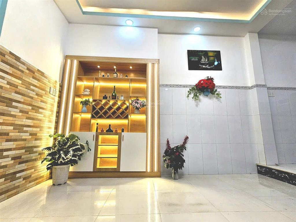 Nhà mới hẻm 1269 phạm thế hiển p5q8