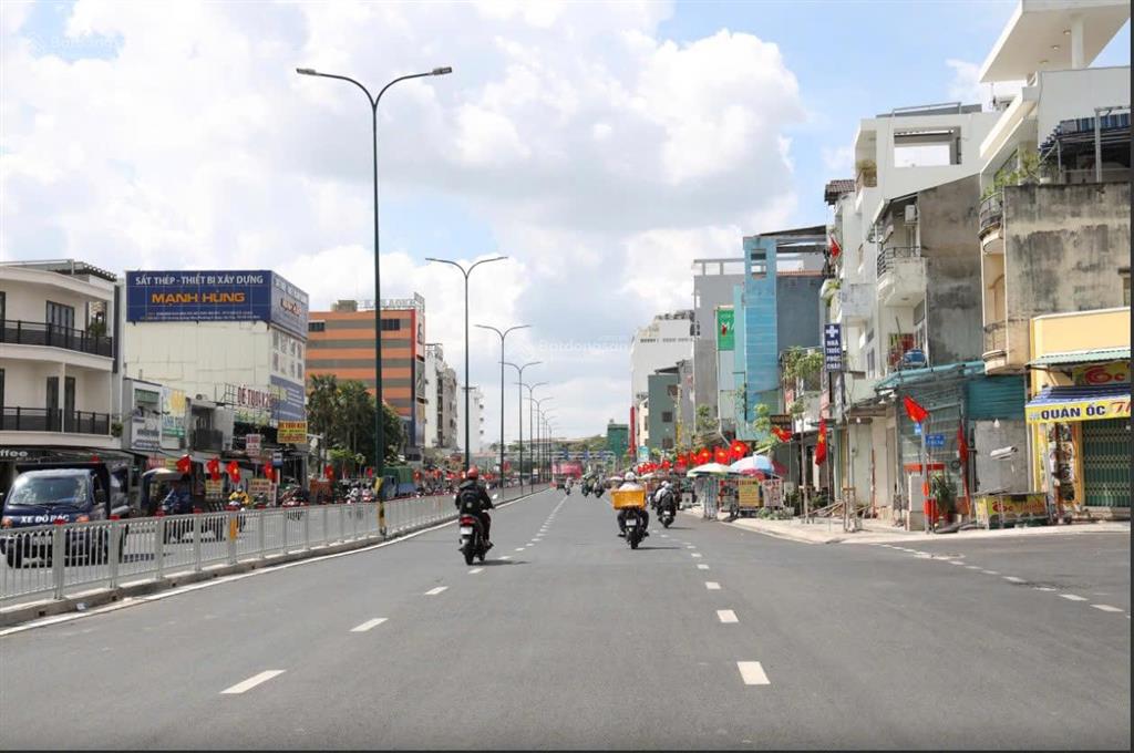 9,9 tỷ 95m² lộ giới hẻm 10m xây mới hầm 6t nhà cấp 4  đường dương quảng hàm 30m ra sông vàm thuật
