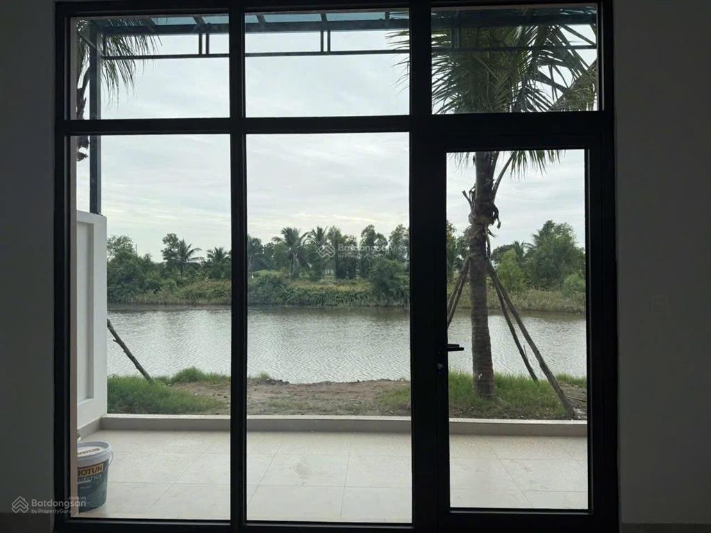 Chỉ với 13,5 tỷ sở hữu ngay shophouse mặt đường tương lai  vinhomes royal island