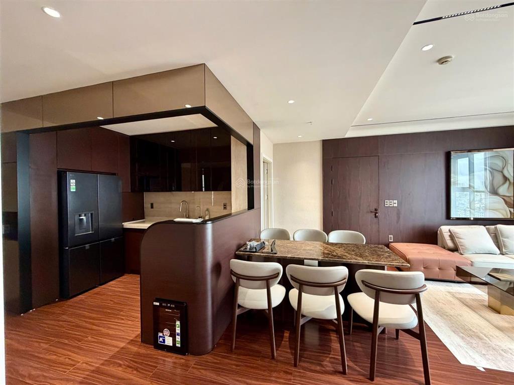 Cho thuê căn hộ 2 ngủ full gỗ đẹp nhất dự án the minato residence
