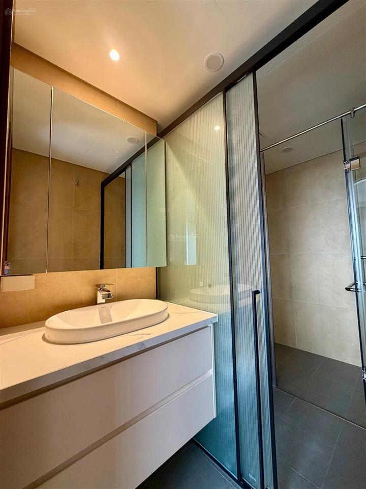 Cho thuê căn hộ 2 ngủ full gỗ đẹp nhất dự án the minato residence