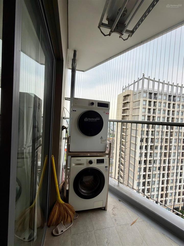 Cho thuê căn hộ cao cấp 2pn tại the minato residence ct2