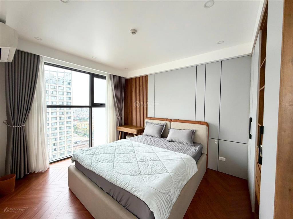 Cho thuê căn hộ cao cấp 2pn tại the minato residence ct2