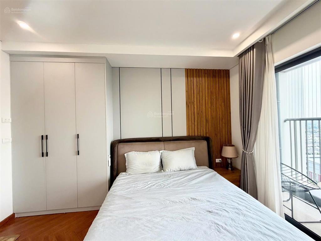 Cho thuê căn hộ cao cấp 2pn tại the minato residence ct2