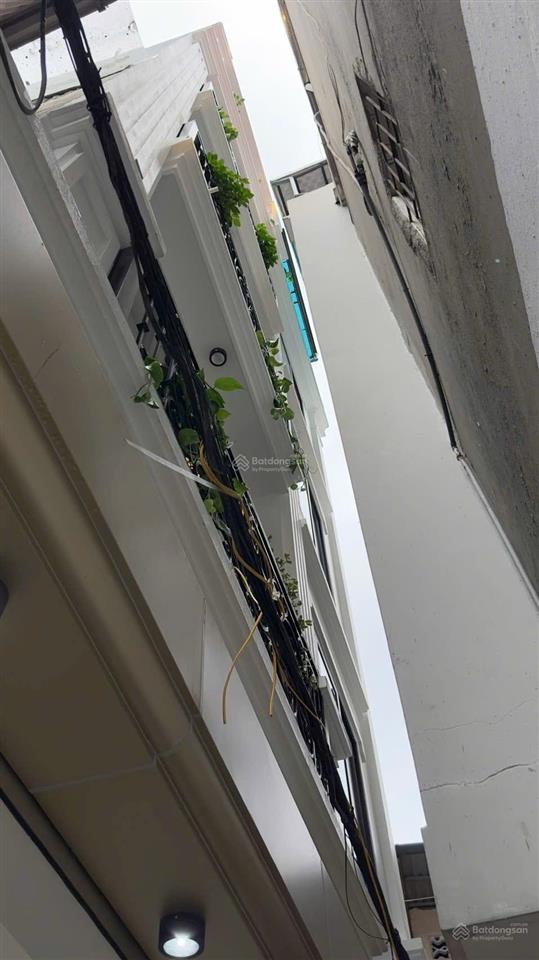 Bán nhà tam trinhmai động 37mx5t mt 6,5m