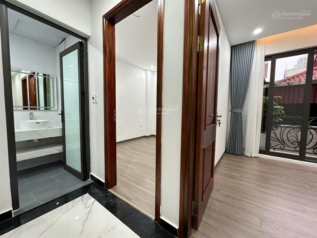 Bán nhà tam trinhmai động 37mx5t mt 6,5m