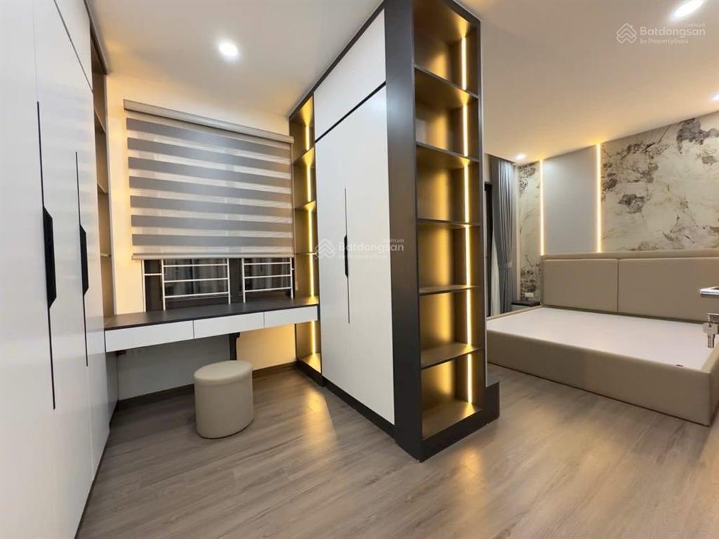Bán nhà tam trinhmai động 37mx5t mt 6,5m
