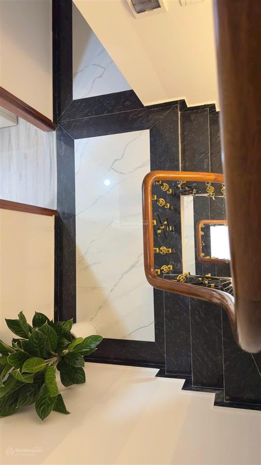 Bán nhà tam trinhmai động 37mx5t mt 6,5m