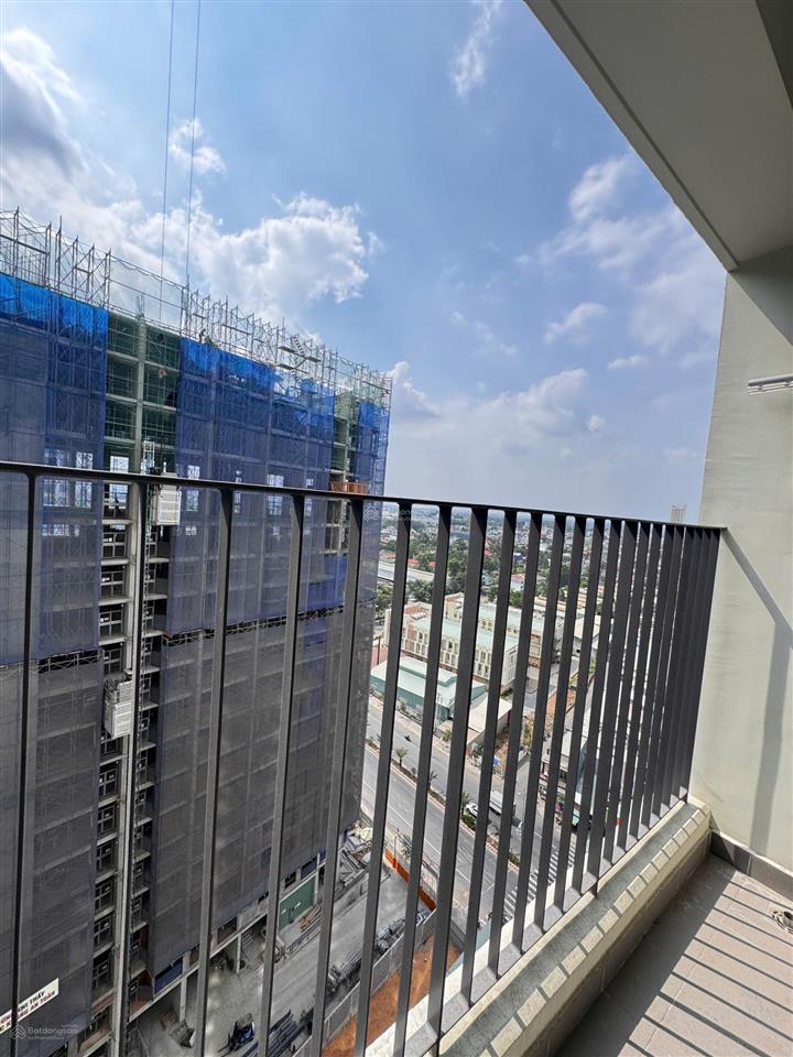 [giá sốc t5] tháp bcons city 2pn  giảm ngay 9tr (nội thất cao cấp, tiện ích 4 sao, nhà mới 100%)