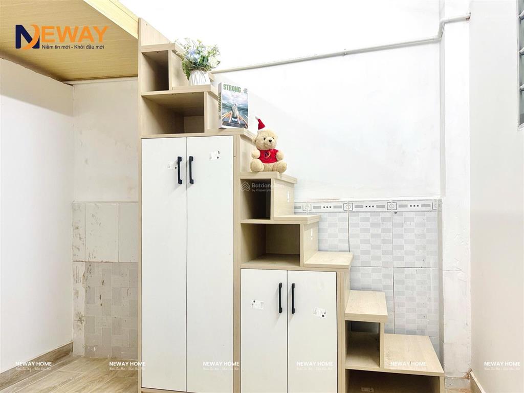 Căn hộ dịch vụ ngay ngã 4 bốn xã mới xây sạch sẻ & rộng rãi ở liền được