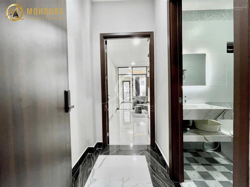 Căn hộ 1pn ngay chợ hoàng hoa thám  full nội thất ở liền