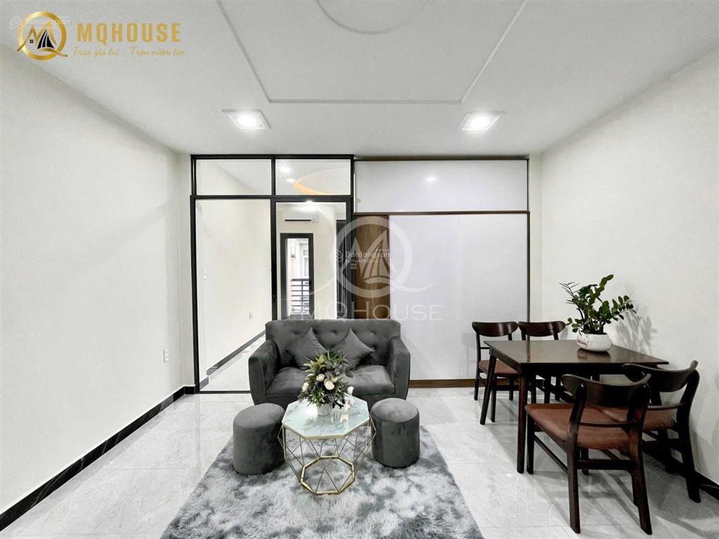 Căn hộ 1pn ngay chợ hoàng hoa thám  full nội thất ở liền