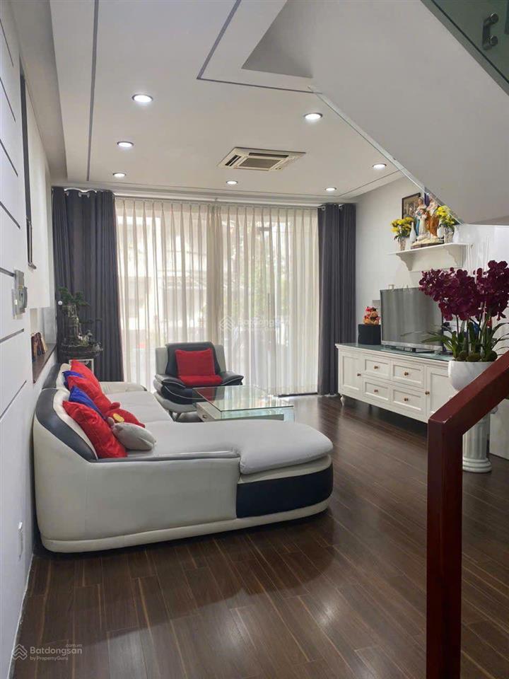 Cho thuê np 4.5m2, 55 triệu, tại đường số 3, khu đô thị him lam kênh tẻ, q7, hcm