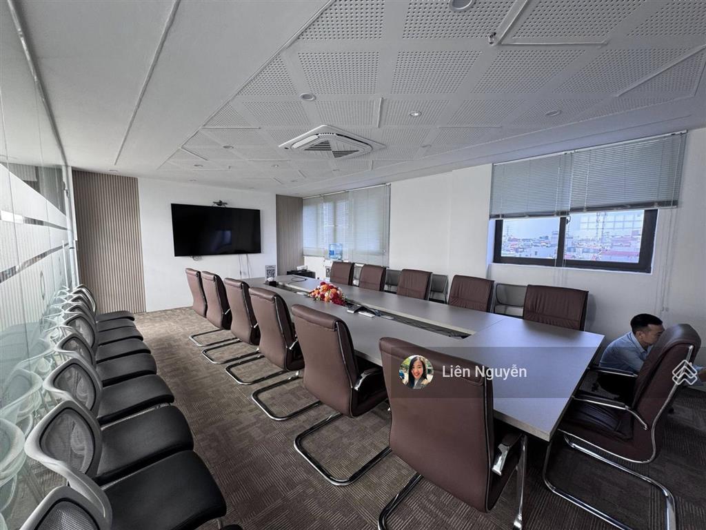 Bán tòa văn phòng phố tân mai, 180m2, 8 tầng thang máy, mặt tiền 6.5m, 69.8 tỷ, thuê 200tr/tháng