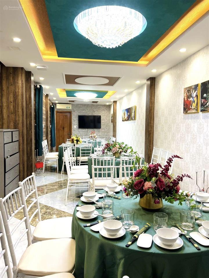 Bán nhà võ văn kiệt 207m²  mặt tiền  ngang 9m  5 tầng  quận 1  giá 120 tỷ