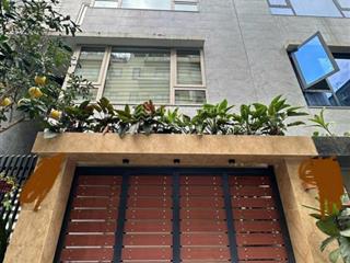 Cho thuê nhà đông quan  cầu giấy gần trường fpt school 75mx5t, mặt tiền 5m ,ô tô đỗ,giá 20tr
