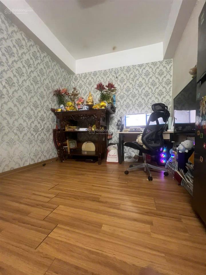 Gần trung tâm hn có căn nào 46m2 mà giá chỉ nhỉnh 2,1x tỷ đâu ạ  1pn tầng 19 tại hh linh đàm