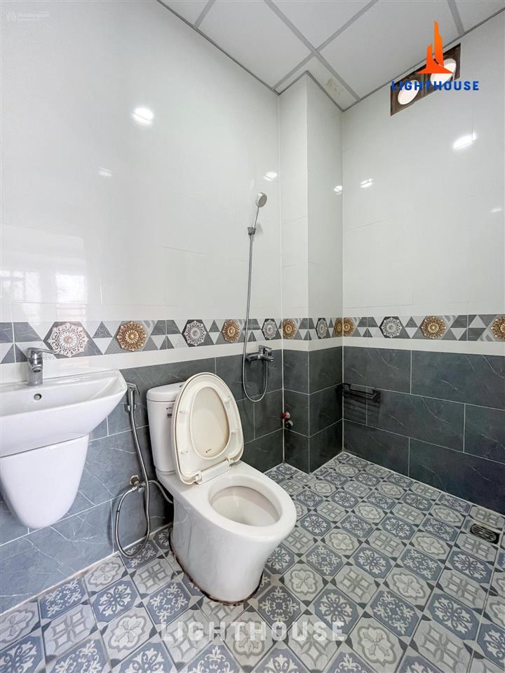 Duplex q10 cửa sổ trời giá chỉ 4.x tr gần đh bách khoa, kinh tế hcm