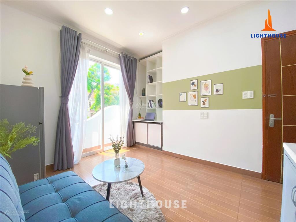 Căn hộ tách bếp ngay cộng hòa, k300, hoàng hoa thám tân bình