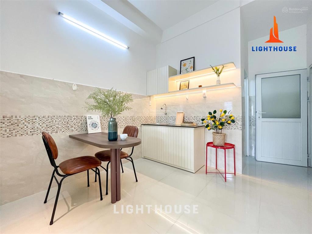Studio ban công mới tách bếp  gần đh hutech, uef  đầy đủ nội thất