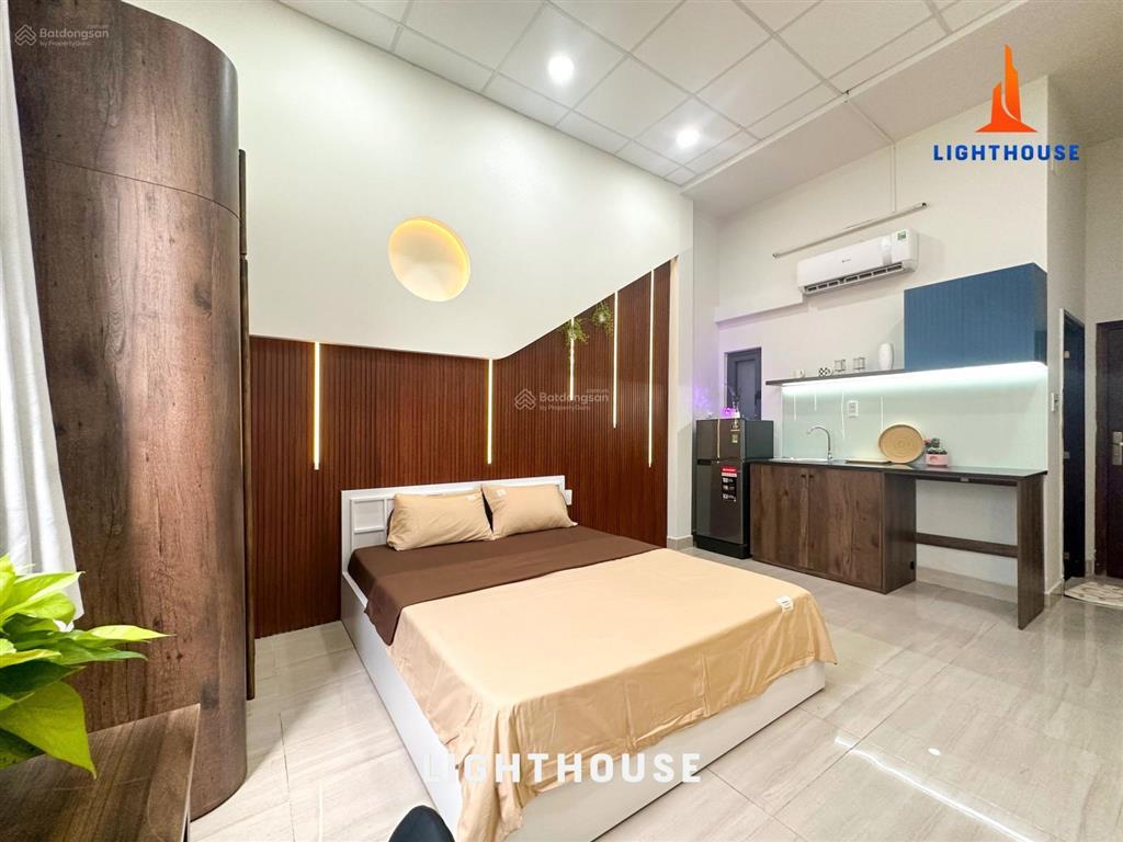 Studio q10  cửa sổ trời đẹp, phòng xinh như hình gần đh bách khoa