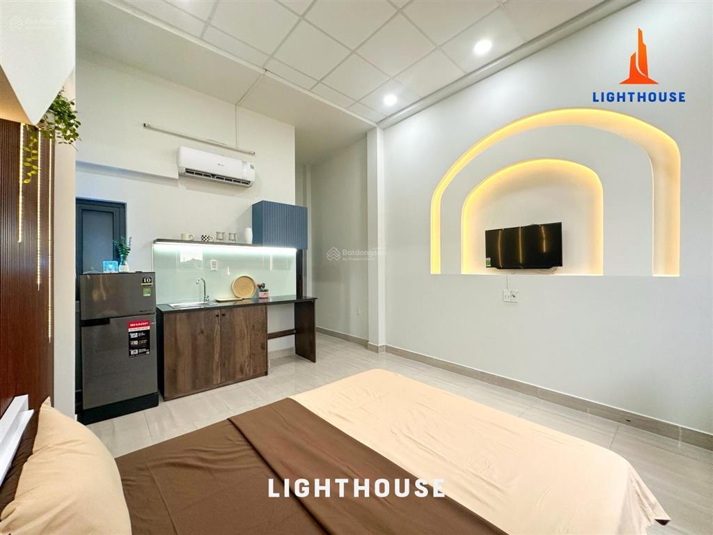 Studio q10  cửa sổ trời đẹp, phòng xinh như hình gần đh bách khoa