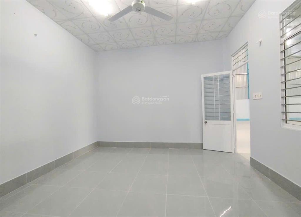 Cho thuê kho xưởng 2000m2 tại tiền giang