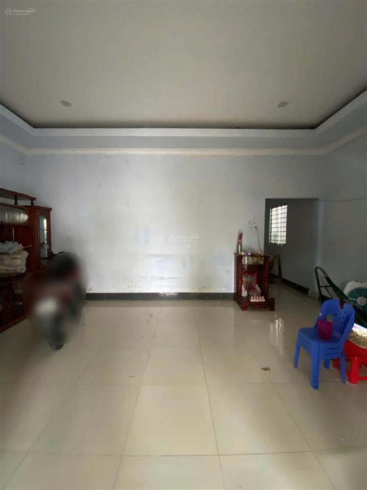 Bán nhà nguyên sân vườn tại thạnh phú bến tre