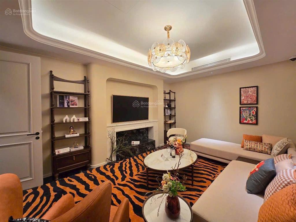 Quỹ ngoại giao những căn giá tốt nhất thị trường, chưa tới 5 tỷ có ngay liền kề 1 hầm 3.5 tầng nổi