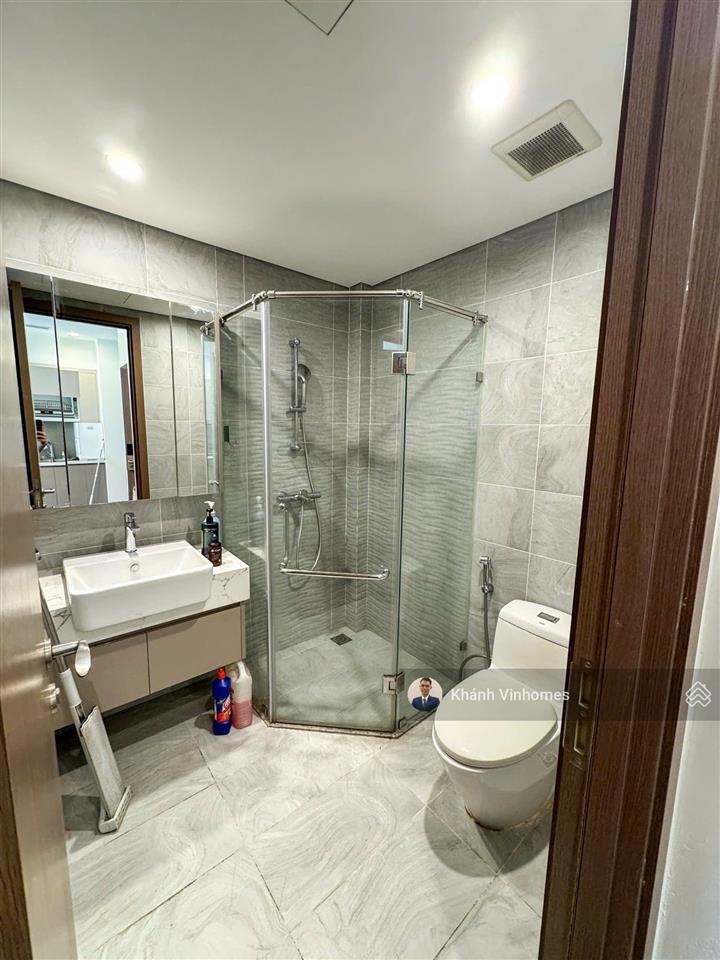 Bán căn 1pn 1wc 46,6m2 tòa r1.01, nội thất xịn tầng trung mát the zenpark.  0942 044 ***