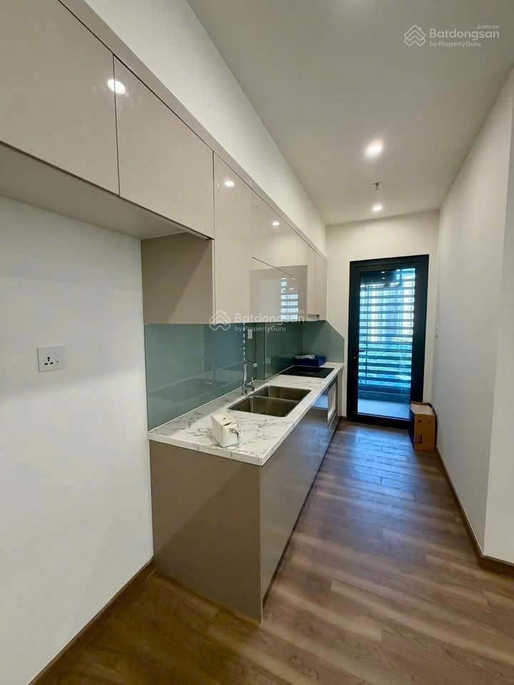 3.78 tỷ căn 2pn 2wc góc 63,1m2 the beverly, nhà mới bàn giao, nội thất xịn cđt.  0942 044 ***
