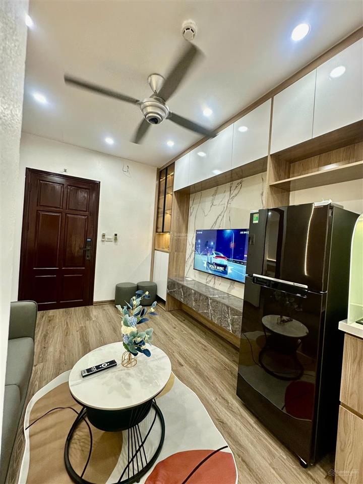 Bán căn 2 ngủ sổ đỏ chính chủ 40m2 tại ct3 linh đàm chỉ 3,75 tỷ full nt mới