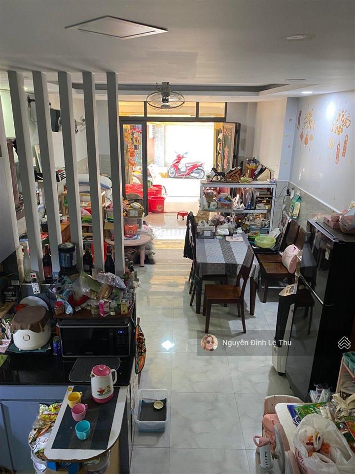 Quận 7, tân hưng, hxh lê văn lương
dt 63m2, ngang 4,2m dài 15m, 3 tầng mặt tiền kd mb