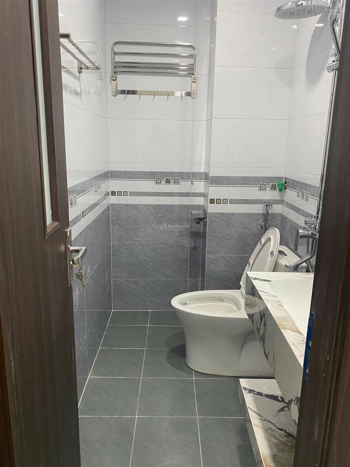 Cho thuê nhà 3 tầng mới tinh phố nối, mỹ hào giá vài triệu