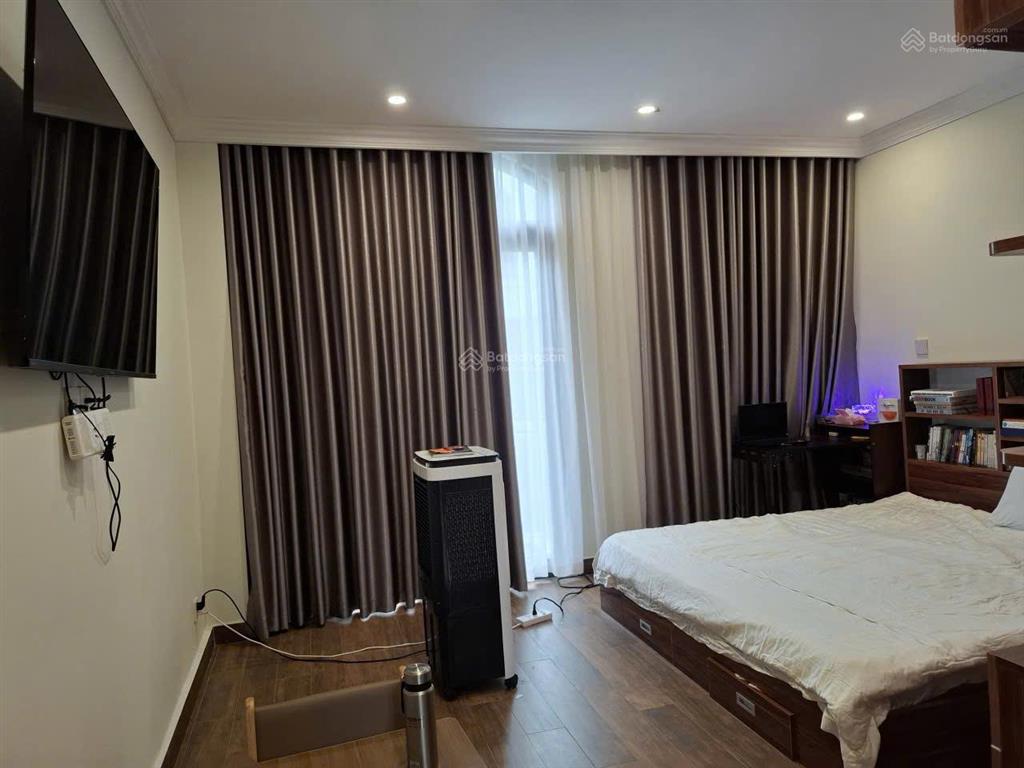 Cho thuê nhà nguyên căn 13tr 5 tầng 7 phong full đồ