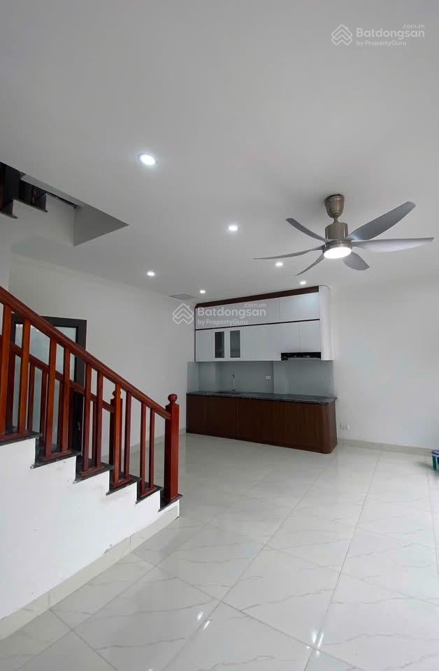 Cho thuê nhà nguyên căn 3 tầng tại mỹ hào, hưng yên, giá chỉ 5.000.000 đồng/tháng!