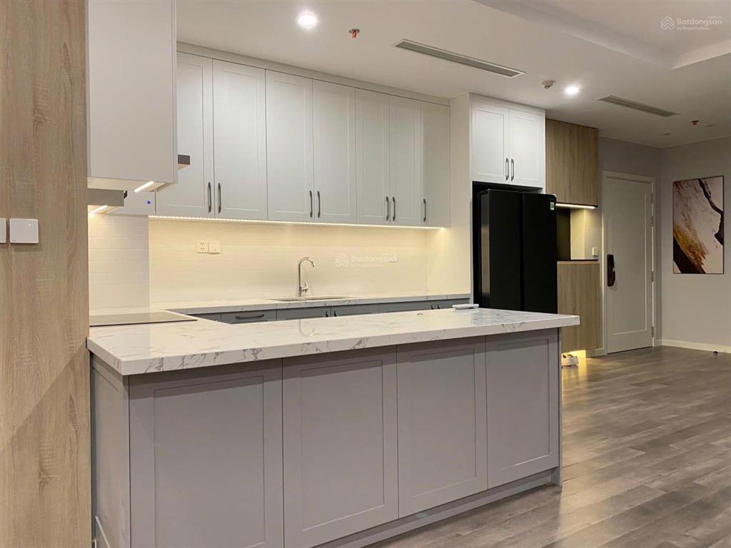 Cho thuê gấp căn 2pn 2vs, 81m2 tại vinhomes gardenia giá chỉ 15tr/tháng